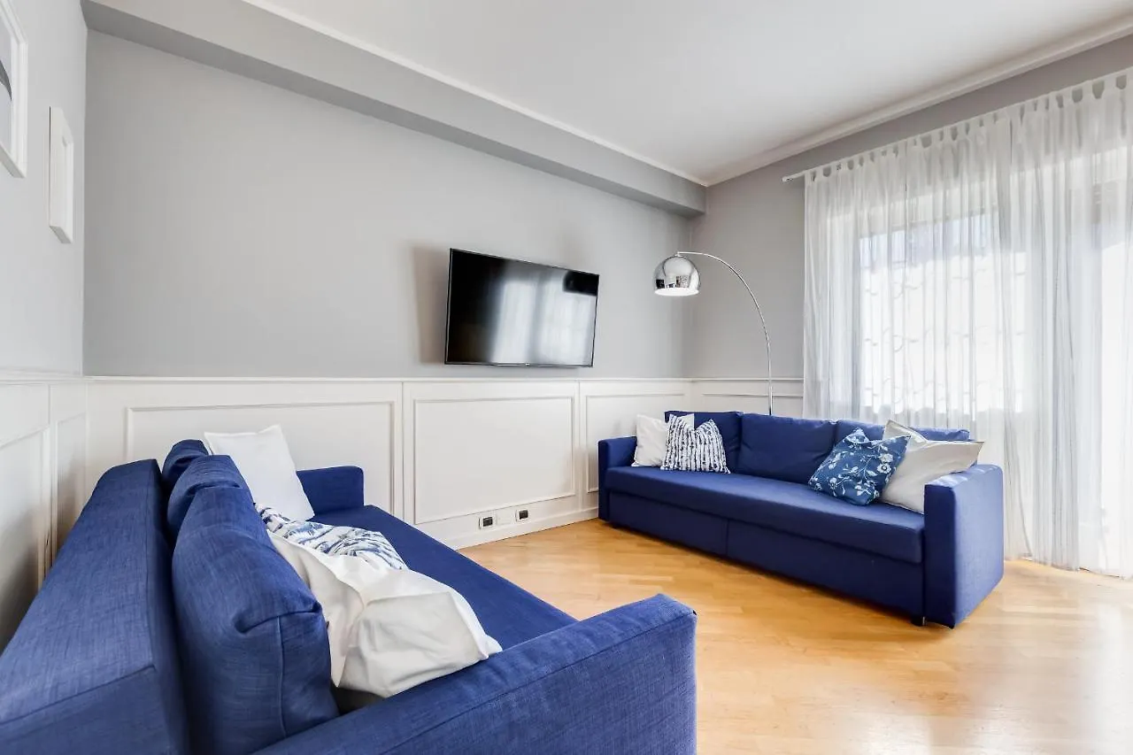 アパート ローマBmga L Incredible 3Bdr With Balcony In City Centerアパートメント イタリア