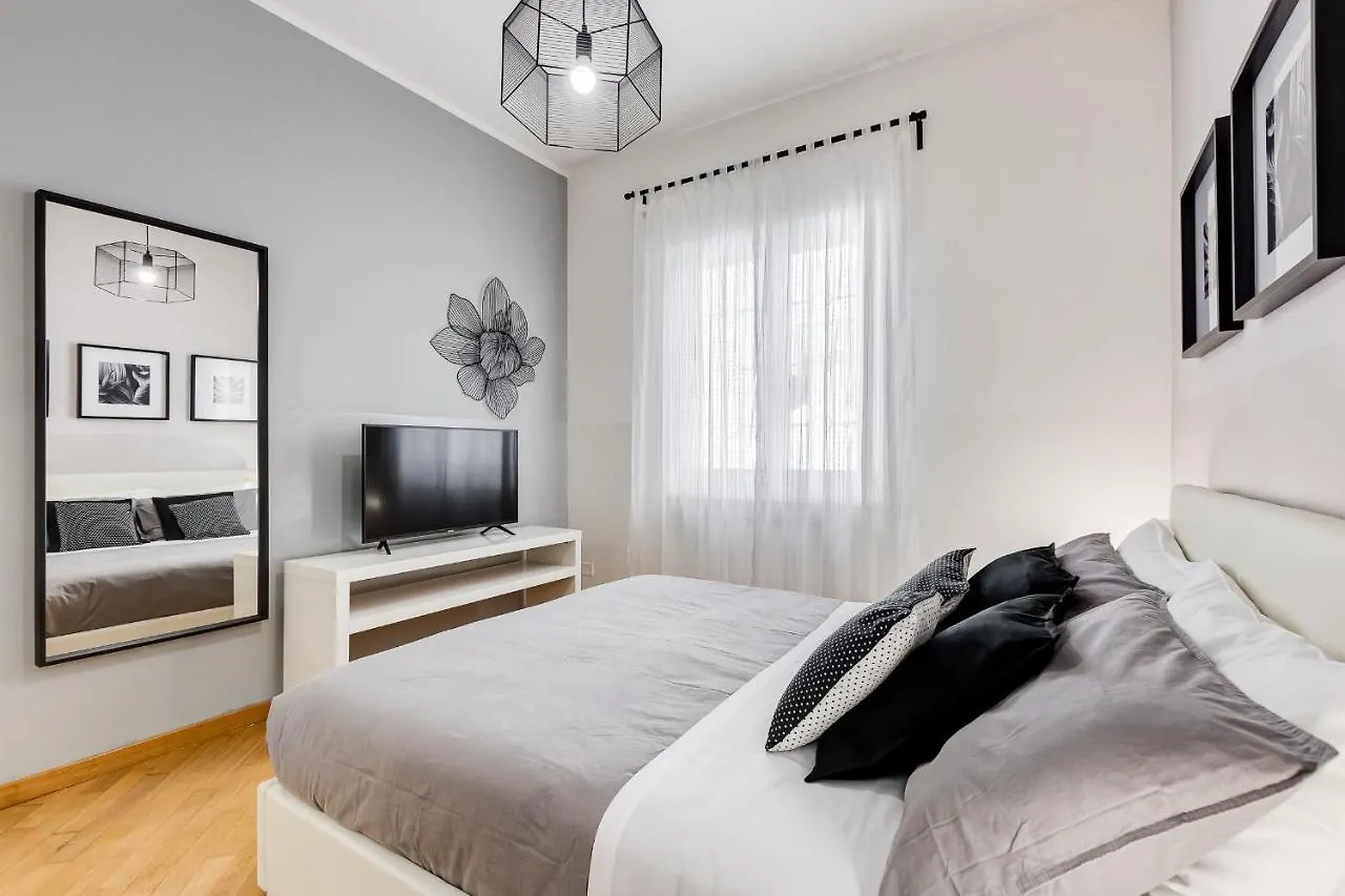 Apartamento Bmga L Incredible 3Bdr With Balcony In City Center Roma